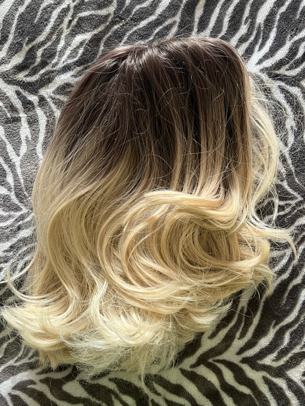 Women's Two-Tone Brown to Blonde Wig - Soft Ombre Style